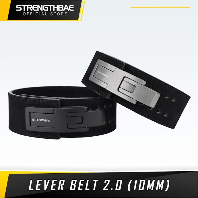 Untuk fokus latihan powerlifting, pilih belt gym tipe straight cut yang lebih mengunci