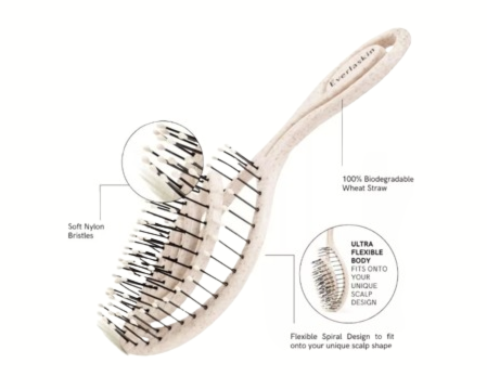 Pastikan desain sikat atau bristle-nya tumpul agar tidak melukai kulit kepala