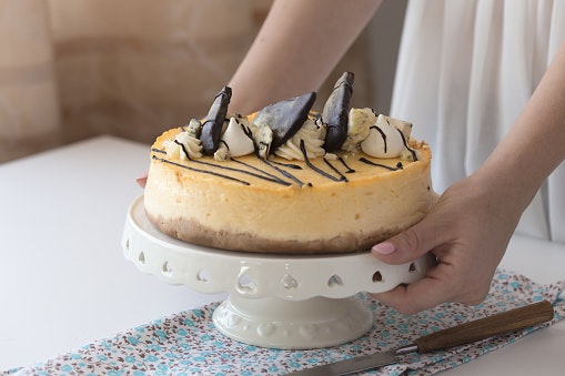 Sesuaikan warnanya dengan dekorasi kue