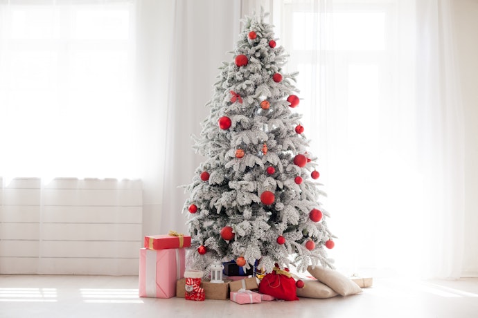 Cek juga warna daun pohon Natal pilihan Anda