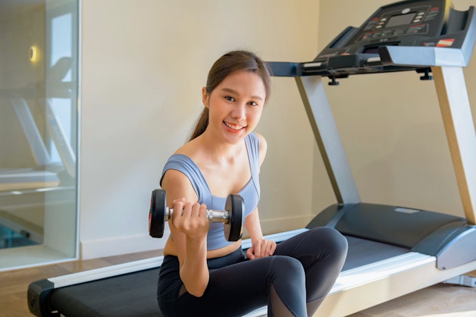 Pertimbangkan treadmill multifungsi jika Anda rutin berolahraga di rumah