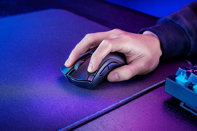 Sesuaikan ukuran mouse macro dengan tangan Anda