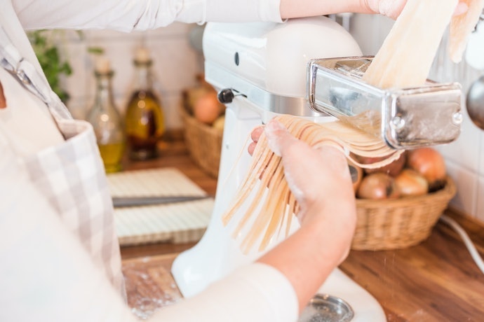 Cari pasta maker elektrik bila Anda perlu alat untuk keperluan industri rumahan