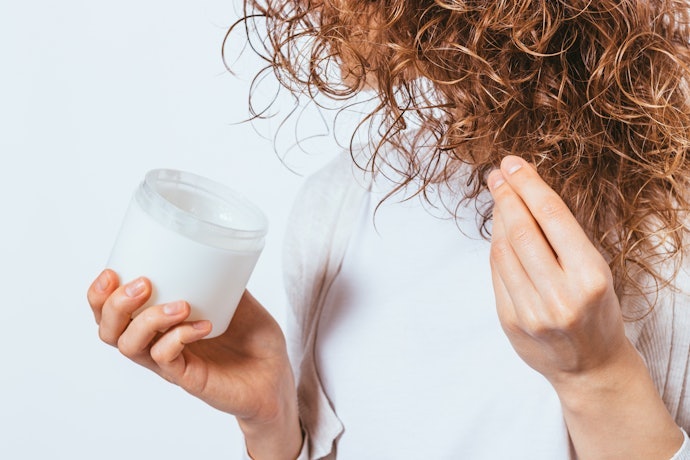 Pilih fungsi utama curl cream berdasarkan tipe rambut