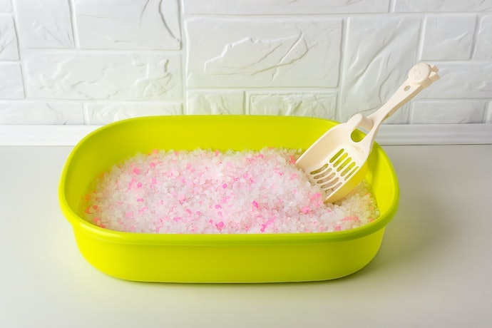 Utamakan litter box dengan sedikit komponen dan tidak banyak lekukan