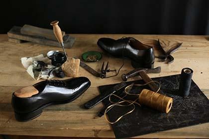 Ketahui material sepatu yang akan Anda beli