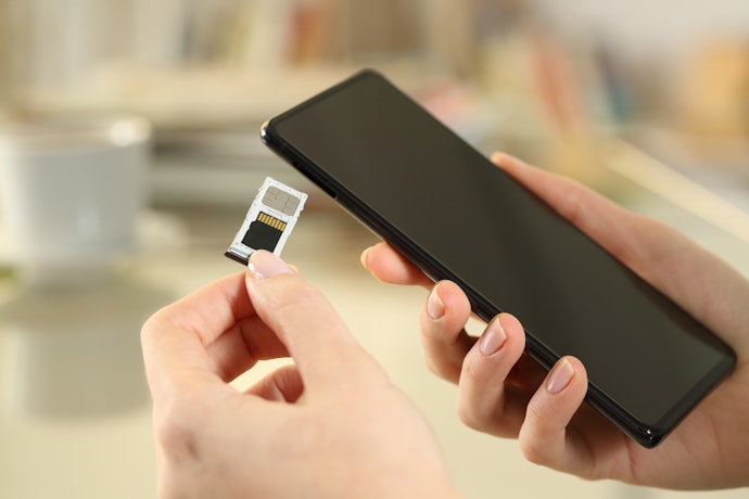 Pertimbangkan SD card 64 GB untuk kemudahan menyimpan beragam foto dan video