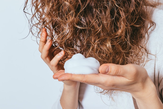 Cara menggunakan hair mousse