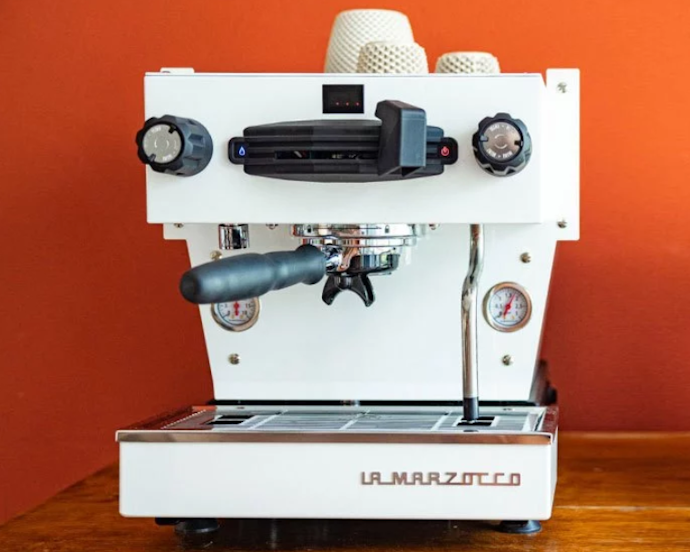 Untuk kebutuhan kafe, pilih mesin kopi espresso komersial dengan double boiler