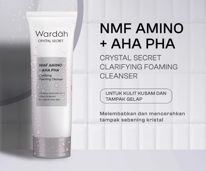 Pakai Wardah Crystal Secret dan Gel Cleanser Vitamin C untuk mencerahkan serta memudarkan flek hitam atau bekas jerawat