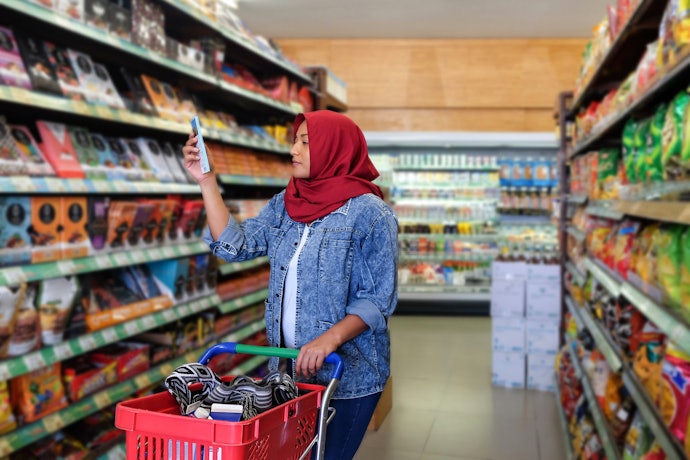 Bagi orang muslim, pilihlah yang ada label halalnya