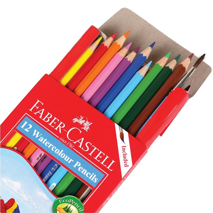 Pertimbangkan karakter core sesuai teknik: Wax-based untuk blending, oil-based untuk detail dan layering, atau watercolor untuk efek cat air