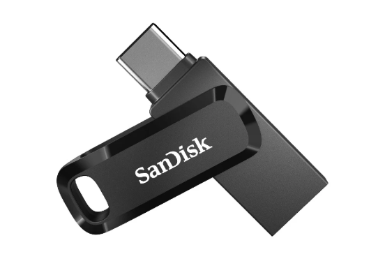 Sesuaikan bentuk konektor flashdisk dengan perangkat; Untuk laptop keluaran terbaru, sebaiknya gunakan USB-C