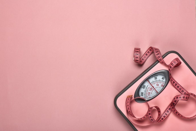 Untuk Anda yang sedang diet, periksalah kandungan kalori dan gula