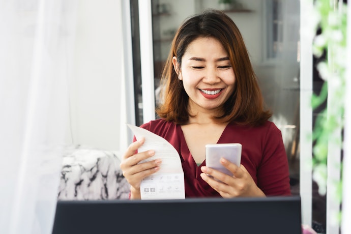Jika Anda mengutamakan AC 1.5 PK low watt, cari saja yang energinya paling efisien (minimal EER 10,41 atau CSPF 3,4)