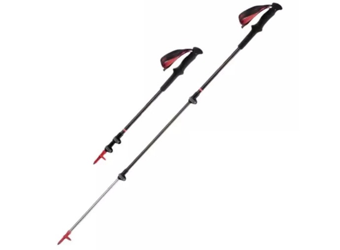 Untuk mendaki gunung, pertimbangkan trekking pole telescoping yang pengaturan panjangnya lebih fleksibel