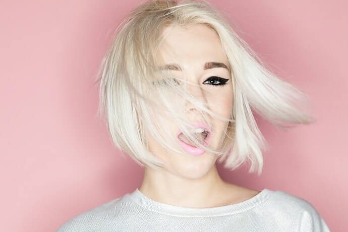 Sesuaikan dengan tone warna rambut