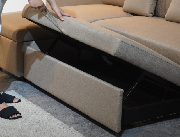 Pertimbangkan model sofa multifungsi