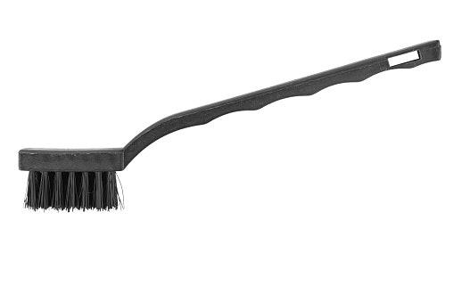 Untuk sepatu kulit sintetis, utamakan sikat dengan tingkat kekerasan paling lembut atau soft brush