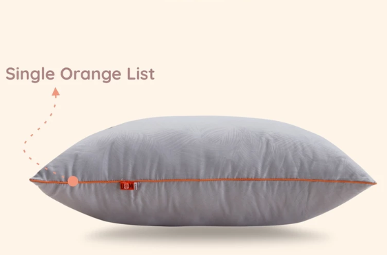 Sesuaikan ketinggian bantal dengan posisi tidur untuk menjaga postur tubuh