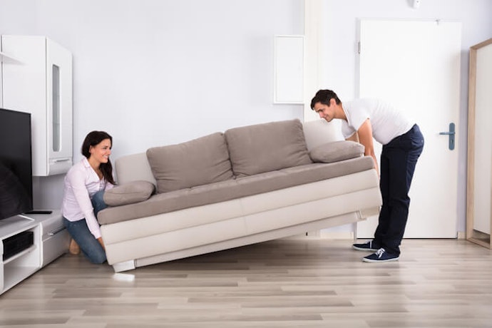Pilih ukuran sofa yang pas dengan ruangan Anda