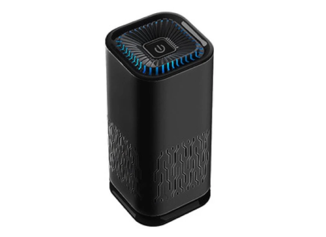 Pilih air purifier dengan HEPA filter jika Anda sensitif dengan kualitas udara; Filter karbon aktif juga bisa dipertimbangkan untuk mengatasi bau