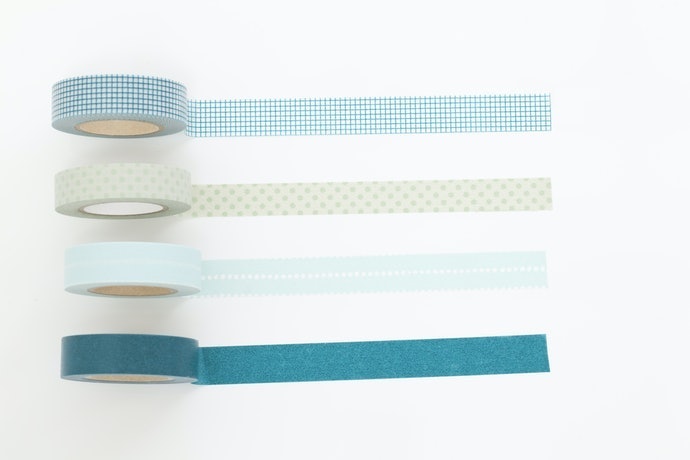 Untuk aksesori, utamakan masking tape yang lebarnya antara 6 mm (¼ inci) hingga 12 mm (½ inci)