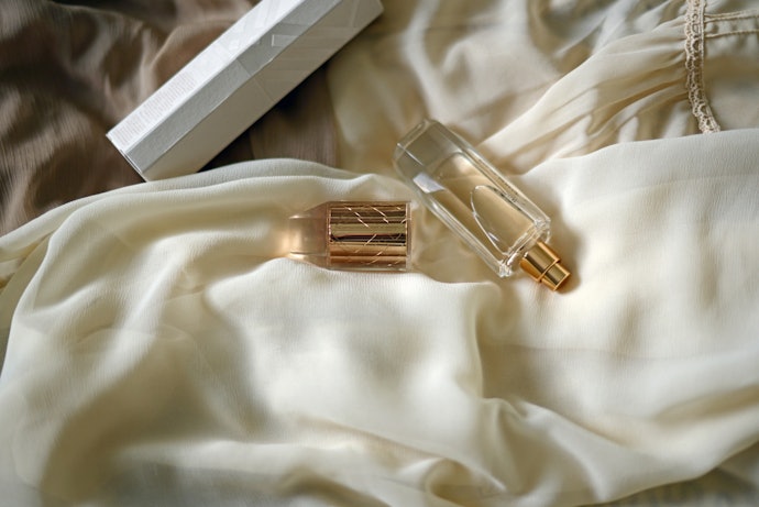 Pilih jenis parfum berdasarkan daya tahannya