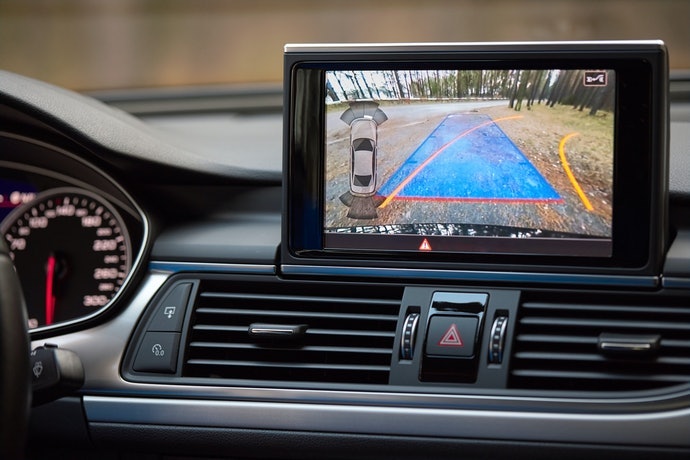 Sesuaikan ukuran layar GPS navigasi dengan lokasi instalasinya