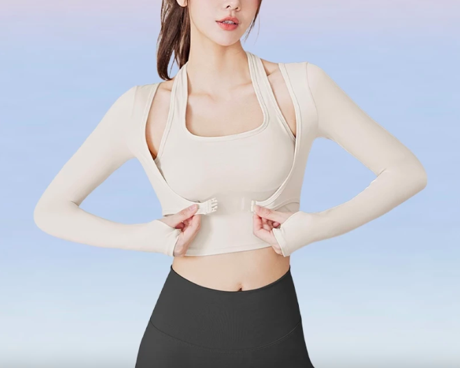 Jika Anda ingin mendapat keleluasaan ekstra, utamakan baju model crop top