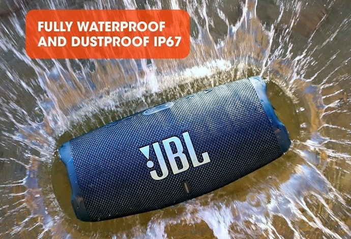 Jika sering dipakai untuk aktivitas outdoor, pilih speaker tahan air dengan rating IPX7 atau IP67