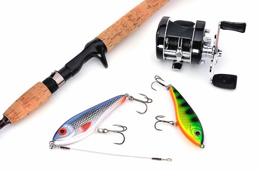 Sesuaikan bobot umpan dengan baitcasting reel