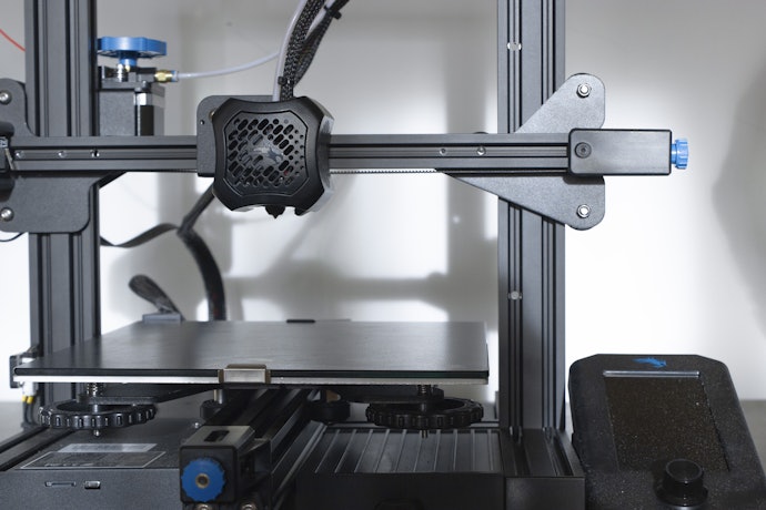 Bila belum terbiasa menggunakan 3D printer, pastikan Anda memilih printer yang bisa auto-leveling