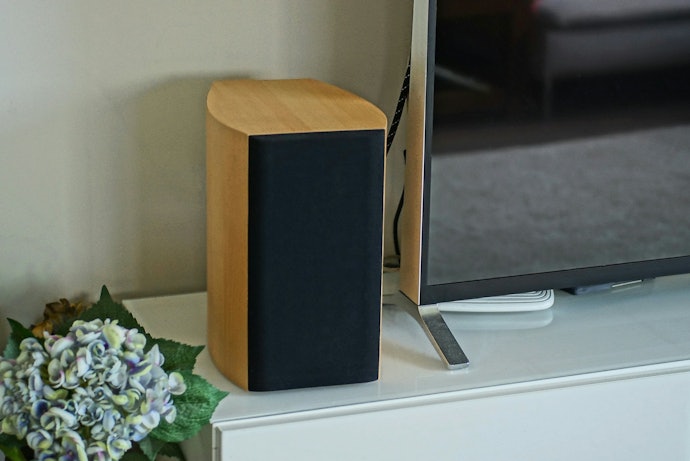 Pilih soundbar 50 watt dengan fitur sesuai kebutuhan: untuk menonton atau mendengarkan musik