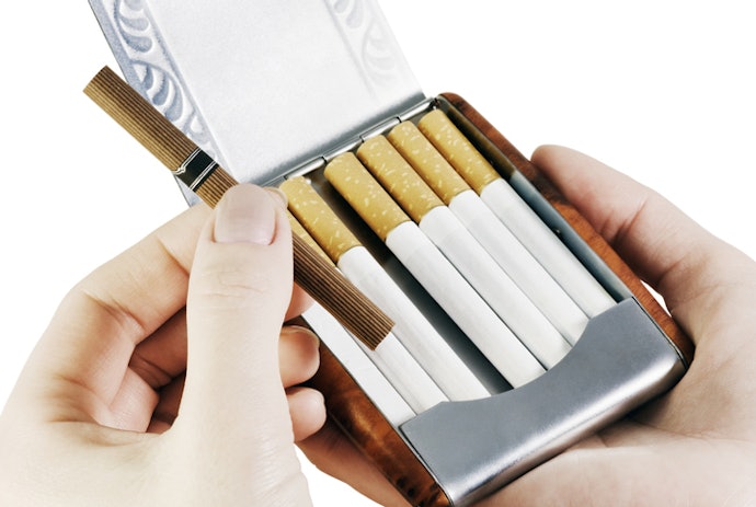 Untuk Anda yang berjiwa muda, dapatkan kotak rokok keren dan unik yang dapat membuat penampilan jadi menarik