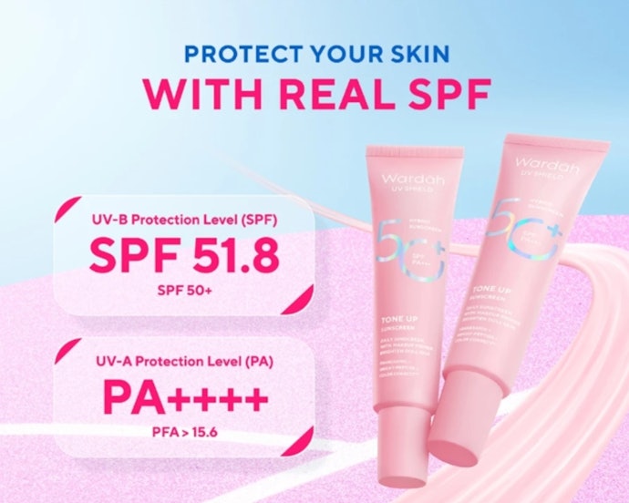 Apabila Anda memiliki flek hitam atau bekas jerawat, pilih sunscreen Wardah warna pink dengan efek tone up dan kandungan anti-dark spot