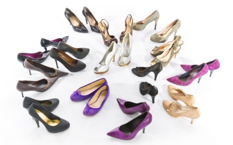Sesuaikan ujung pump shoes dengan bentuk kaki