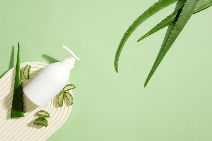 Untuk rambut dan kulit kepala kering, utamakan shampoo yang tinggi kandungan Aloe vera-nya