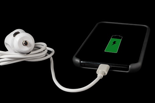 Periksa support tidaknya fitur fast charging