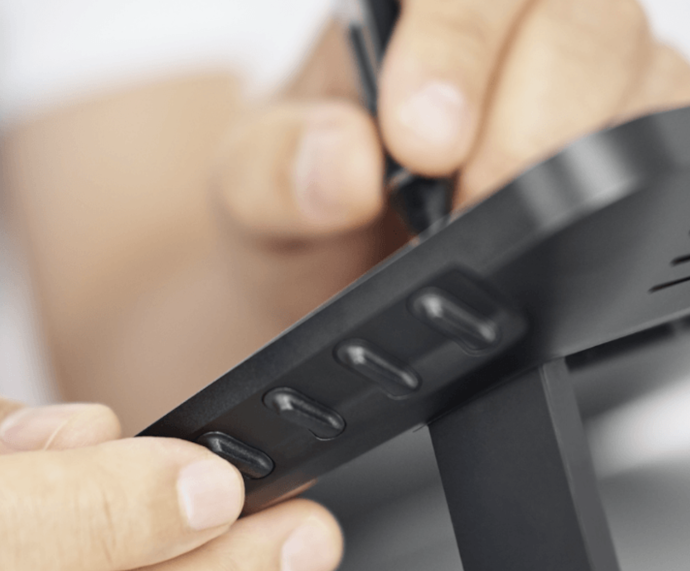 Cek fungsi lain yang ditawarkan, misalnya tombol shortcut dan fungsi touch, untuk mempermudah pekerjaan Anda