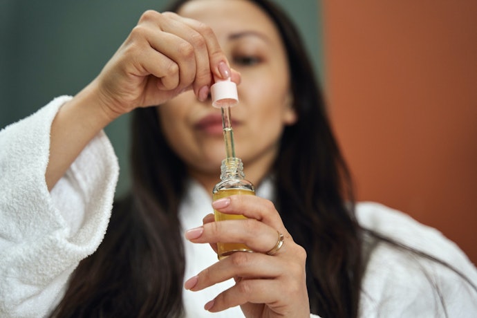 Jika kulit Anda sensitif, pilih minyak argan yang refined