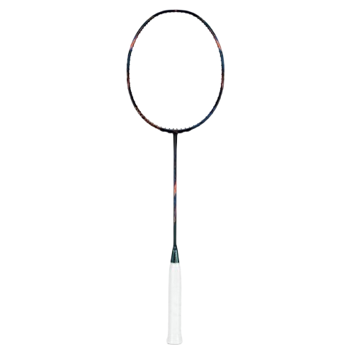 Untuk pemain yang suka smash kuat dan gaya attacking, pilih seri raket Li-Ning AxForce, seperti AxForce 80 atau 90
