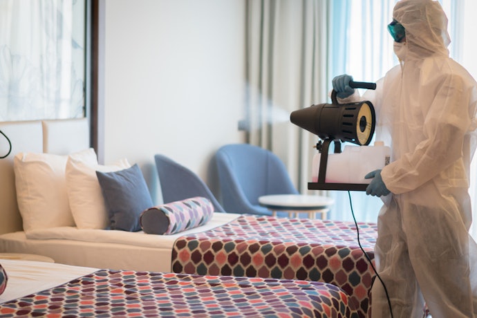 Cek kebersihan hotelnya lewat review yang ada