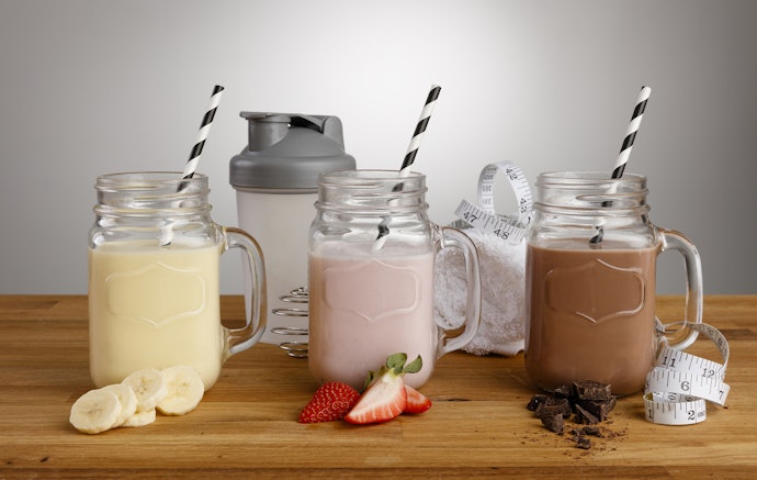 Agar Anda bisa mengonsumsinya setiap hari, temukan protein shake dengan rasa yang sesuai preferensi Anda