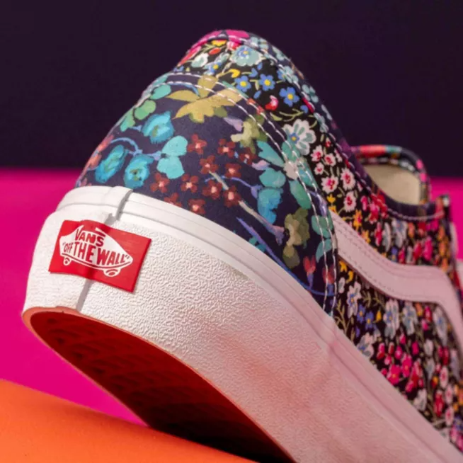 Periksa keaslian sepatu Vans