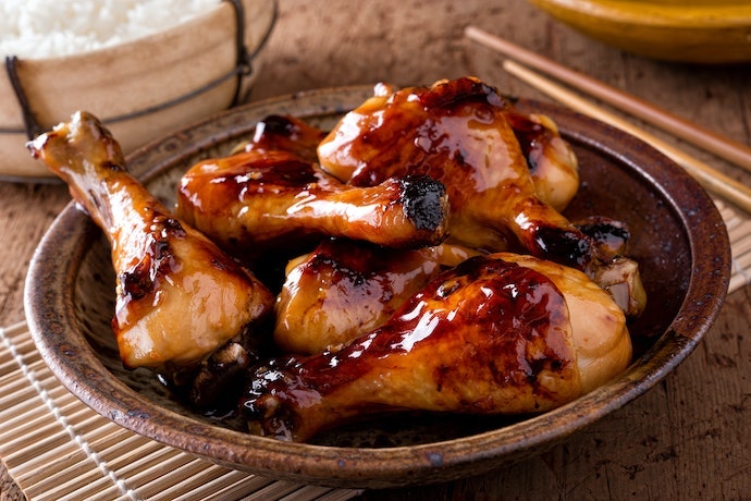 Untuk Anda yang suka cita rasa manis, cari bumbu instan ayam kecap