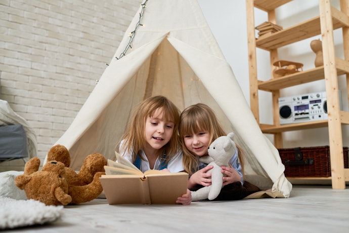 Untuk pemasangan di area indoor, sesuaikan tenda dengan ukuran ruangan
