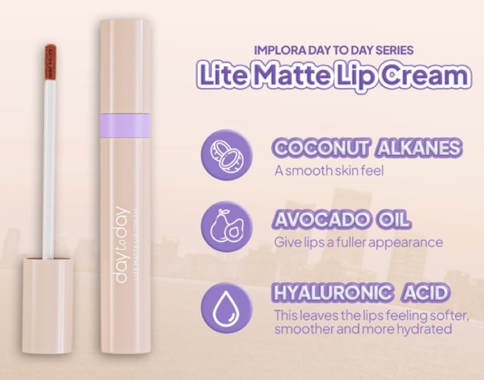 Agar tidak membuat bibir kering, utamakan lip cream dengan pelembap seperti vitamin E, hyaluronic acid, atau plants oil
