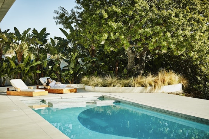 Agar staycation makin seru, temukan villa yang memiliki private pool