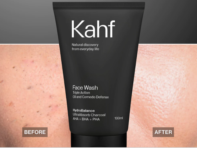 Untuk bantu mengurangi minyak, pilih facial wash dengan oil-control: Salicylic acid, tea tree, dan charcoal